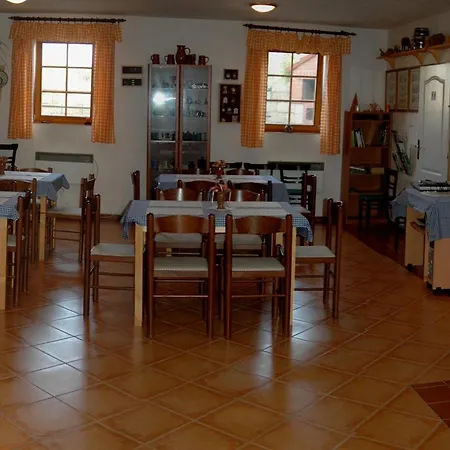 U Barona Prasila 3*